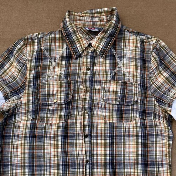 Plaid Short Sleeve Western Shirt - Picture 2 of 3